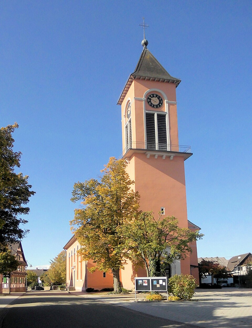 Neuried – Rheinlage im Ortenaukreis